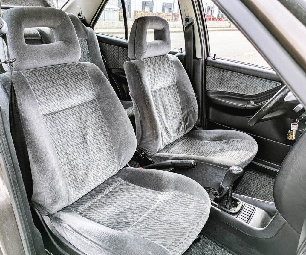 Seat Toledo 1L GLX asientos delanteros