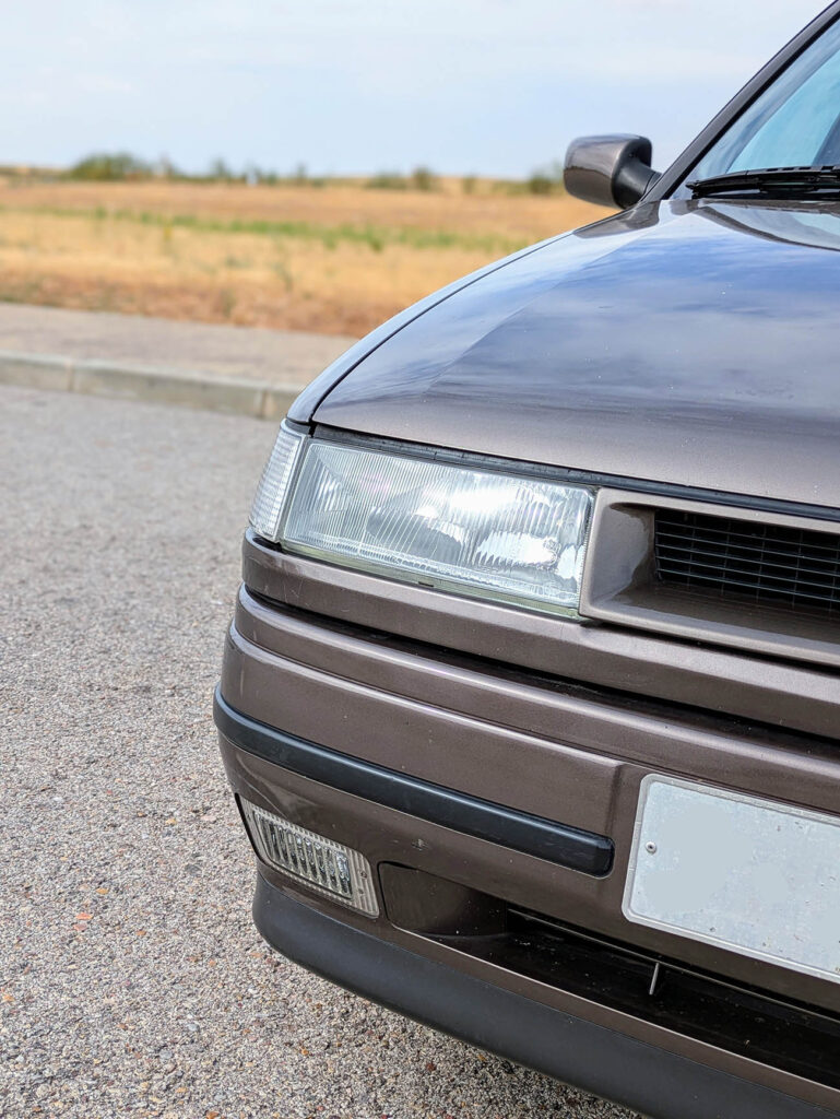 Seat Toledo 1L GLX faro delantero