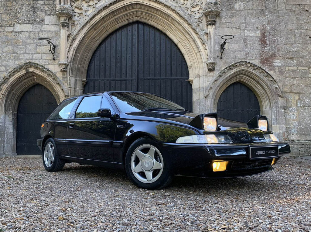 Volvo 480 turbo negro 34 delante