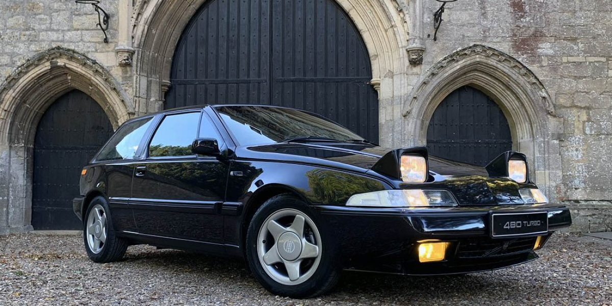 Volvo 480 turbo negro 34 delante